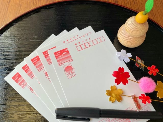 年賀状に長文は失礼なのか？文字数の目安と負担をかけない書き方
